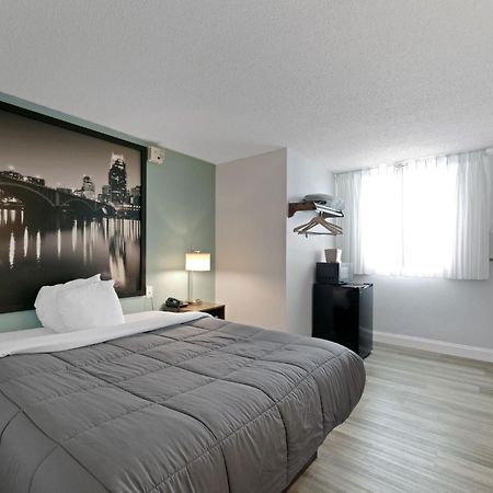 Hotel 8 Fergus Falls Zewnętrze zdjęcie