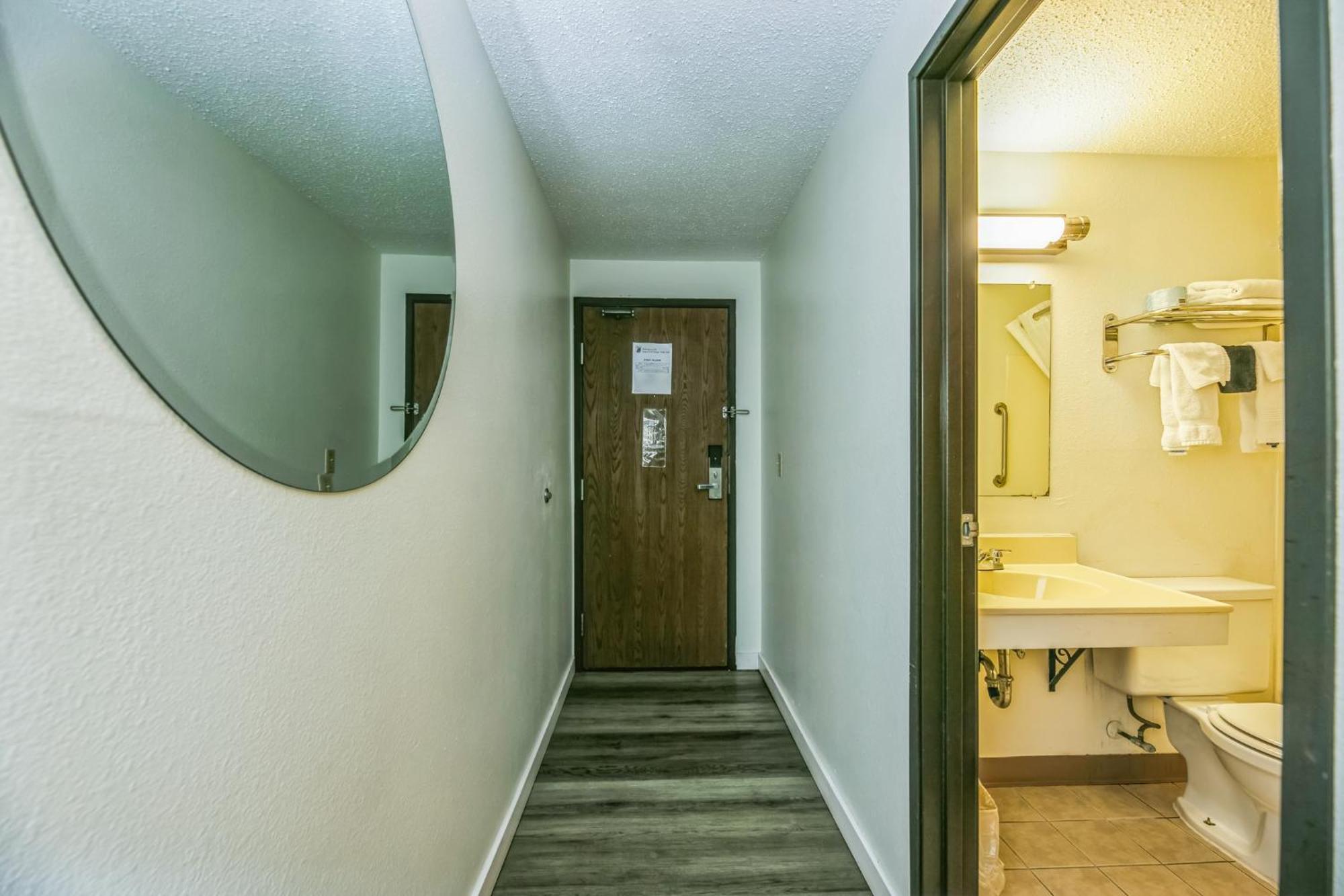 Hotel 8 Fergus Falls Zewnętrze zdjęcie