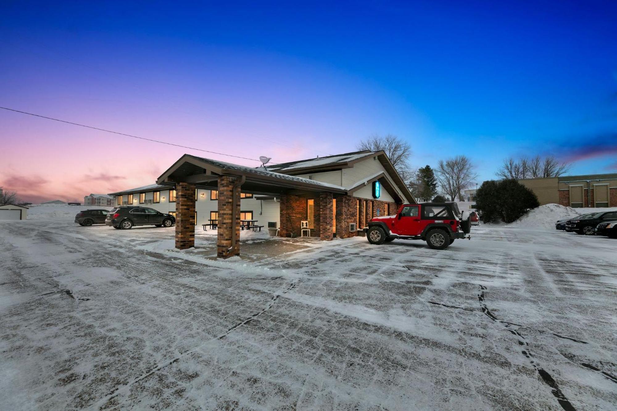 Hotel 8 Fergus Falls Zewnętrze zdjęcie